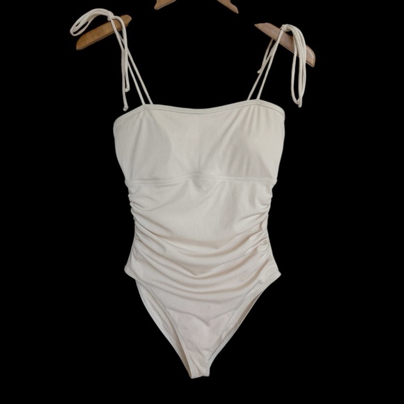 Kittenish by Jessie James Decker Women's Ribbed One Piece Swimsuit Beige S - Picture 1 of 8